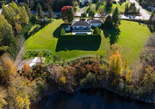 Maison à vendre - 2486 Ch. de la Lièvre S., Mont-Laurier, J9L 3G3