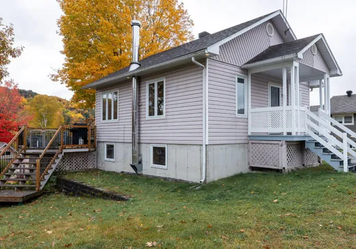 Maison à étages à vendre - 207 Route 307, Val-des-Bois, J0X3C0