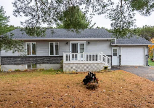 Maison à étages à vendre - 124 Ch. Guénette, Val-des-Bois, J0X3C0
