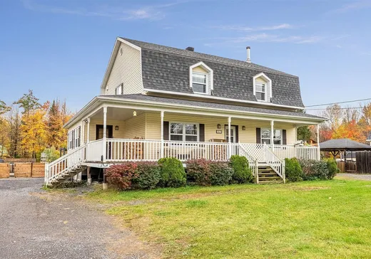 Maison à étages à vendre - 10825 Boul. des Forges, Trois-Rivières, G9A5E1