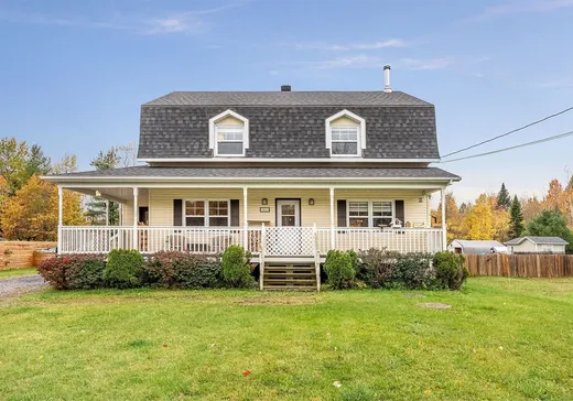 Maison à vendre - 10825 Boul. des Forges, Trois-Rivières, G9A 5E1