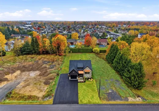 Maison à vendre - 422 Rue Lessard, Drummondville, J2A 2C9