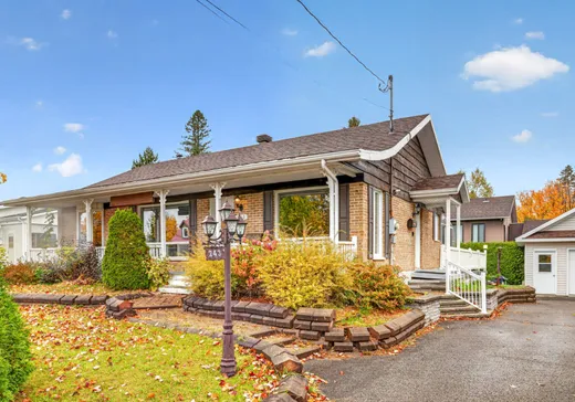 Bungalow à vendre - 243 Av. des Écureuils, Saint-Marc-des-Carrières, G0A4B0