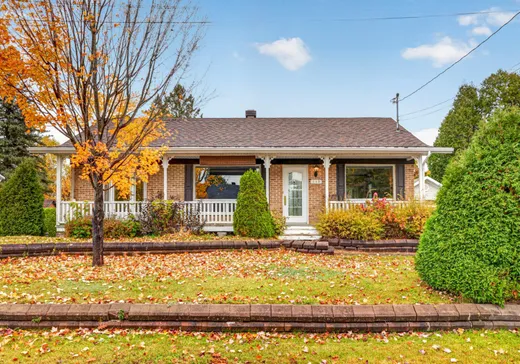 Maison à vendre - 243 Av. des Écureuils, Saint-Marc-des-Carrières, G0A 4B0
