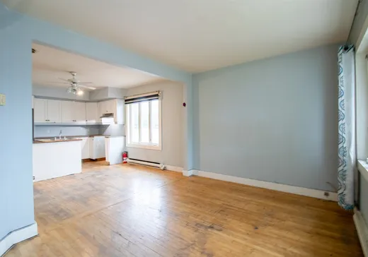 Maison à vendre - 1245 Boul. Jean-De Brébeuf, Drummondville, J2B 4T5