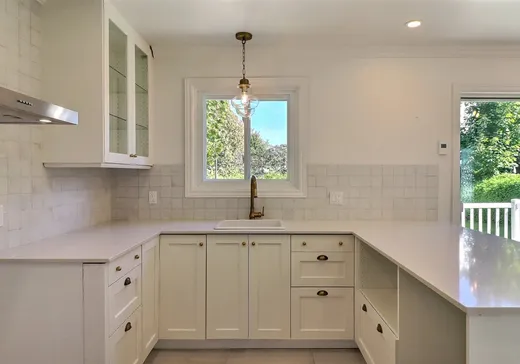 Maison à vendre - 123 Rue Bellevue, Magog, J1X 3H3
