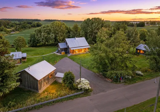 Hobby Farm for sale - 20 Rg St-Laurent, St-Lambert-De-Lauzon, G0S2S0