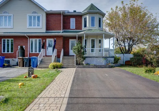 House for sale - 335 Rue Principale N., Delson, J5B 1Y4