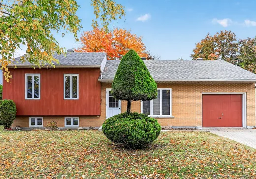 House for sale - 607 Av. des Hirondelles, Saint-Jérôme, J7Z 6R9