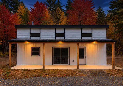Bungalow à vendre - 3 Ch. Pine, Otter Lake, J0X2P0