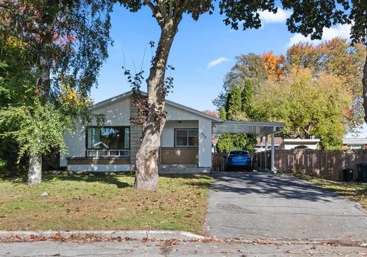 Bungalow à vendre - 125 Rue Colonia, Repentigny, J6A3R3