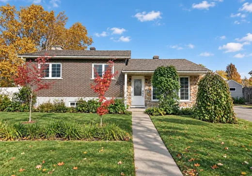 Bungalow à vendre - 88 Rue Bruchési, Blainville, J7B1C6