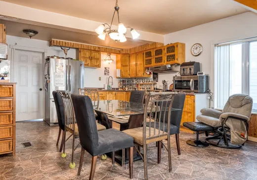 Maison à vendre - 5697 Boul. Frontenac E., Thetford Mines, G6H 4H5