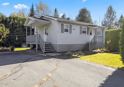 House for sale - 45 Rue Thomas, Saint-Georges, G5Y 6C1