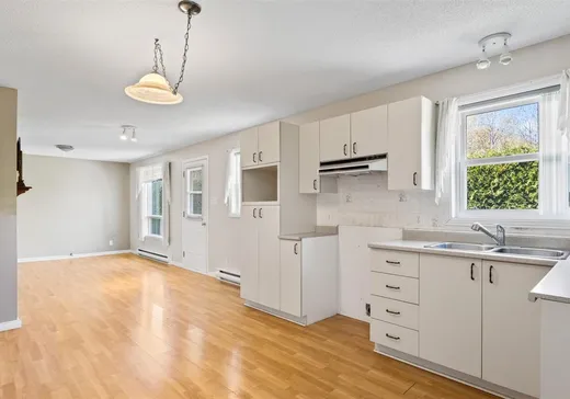 House for sale - 45 Rue Thomas, Saint-Georges, G5Y 6C1