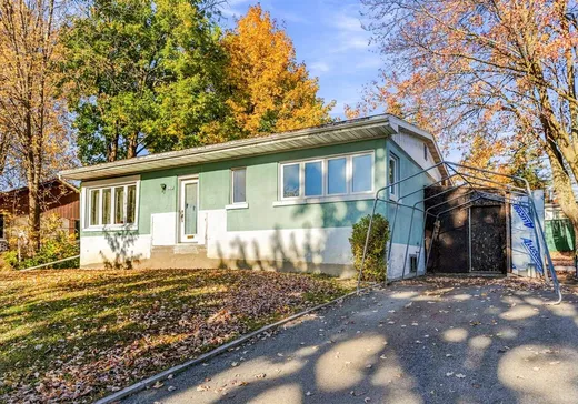 Maison à vendre - 8505 Rue Lessard, Laval (Duvernay), H7A 1R5