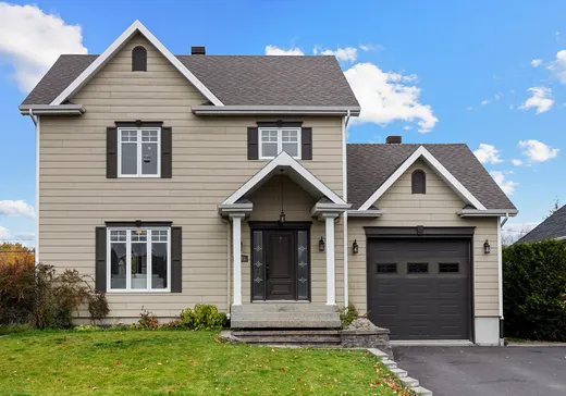 Maison à étages à vendre - 1145 Rue de la Licorne, Lévis, G6Z3N6