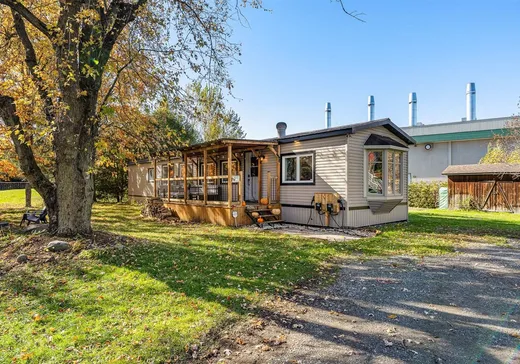 Mobile Home for sale - 20 Rue des Érables, Saint-Paul-d'Abbotsford, J0E1A0