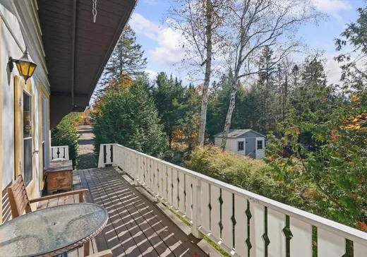 Maison à vendre - 370 Ch. des Sapins, Saint-Sauveur, J0R 1K0