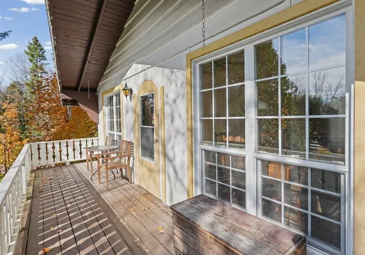 Maison à vendre - 370 Ch. des Sapins, Saint-Sauveur, J0R 1K0