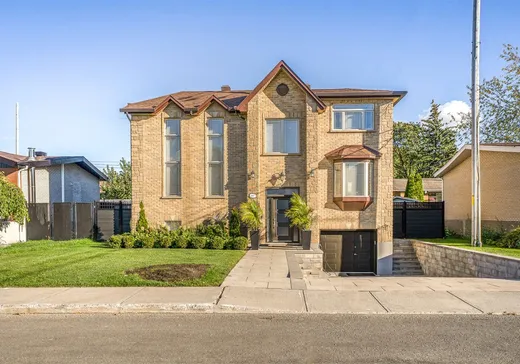 Maison à étages à vendre - 5900 Rue De Seigne, Montréal (Saint-Léonard), H1P1G8