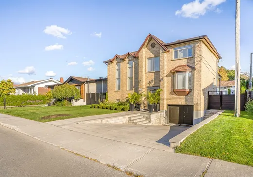Maison à vendre - 5900 Rue De Seigne, Montréal (Saint-Léonard), H1P 1G8