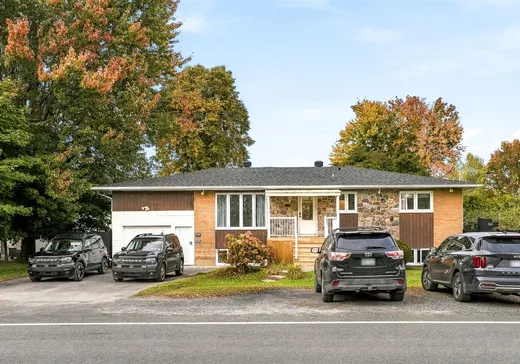 Bungalow à vendre - 16-18 Ch. de la Grande-Ligne E., Saint-Jean-sur-Richelieu, J2X2S6