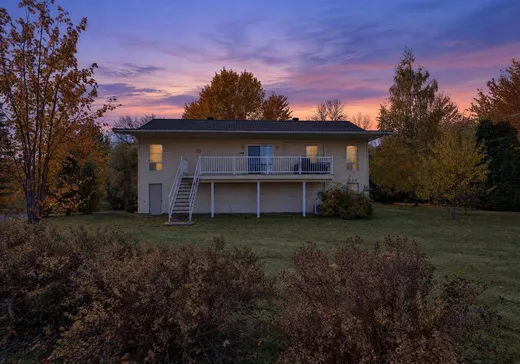 Maison à étages à vendre - 158 Av. Marcel, Sainte-Barbe, J0S1P0