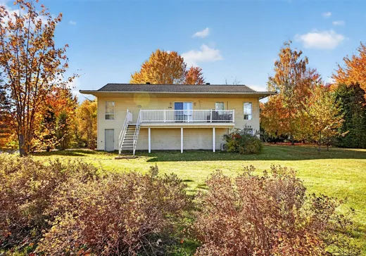Maison à vendre - 158 Av. Marcel, Sainte-Barbe, J0S 1P0