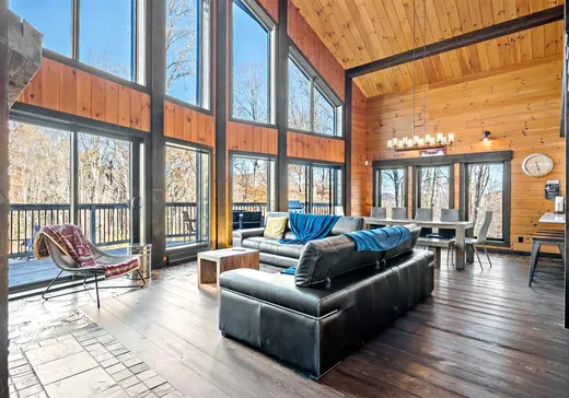 Maison à vendre - 312 Ch. du Lac-aux-Ours, Mont-Tremblant, J0T 1P0