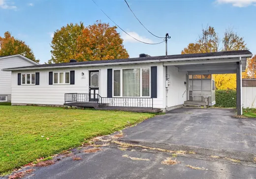 House for sale - 1335 Av. Grenier, Plessisville, G6L 2X1