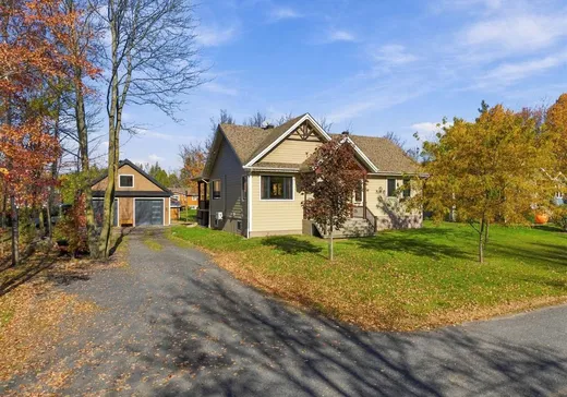 Maison à vendre - 27 Rue du Boisé, Massueville, J0G 1K0