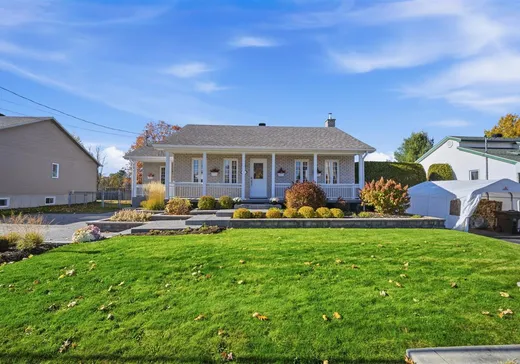 Bungalow for sale - 249 Rue du Cardinal, Sherbrooke, J1R0M1