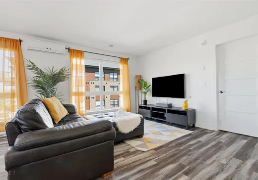 Condo à vendre - 3845 Rue Emma-Collin, App. 203, St-Hubert, J3Y 0V1