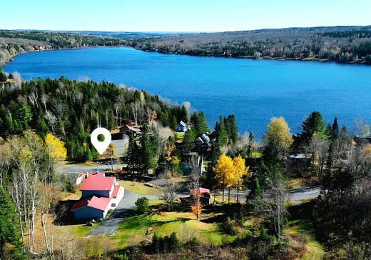 Two or more stories for sale - 108 Rue du Club-Nautique, Lac-Etchemin, G0R1S0