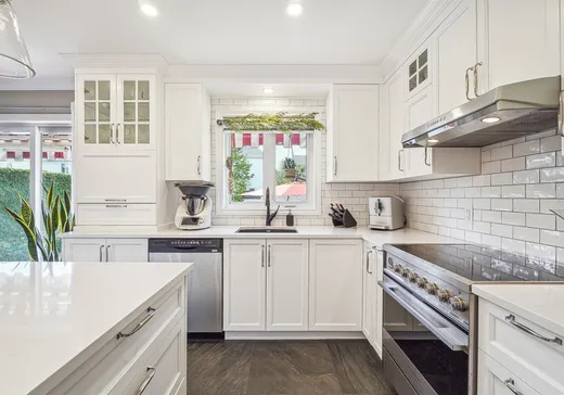 Maison à vendre - 2914 Rue d'Amay, Laval (Auteuil), H7K 3V5