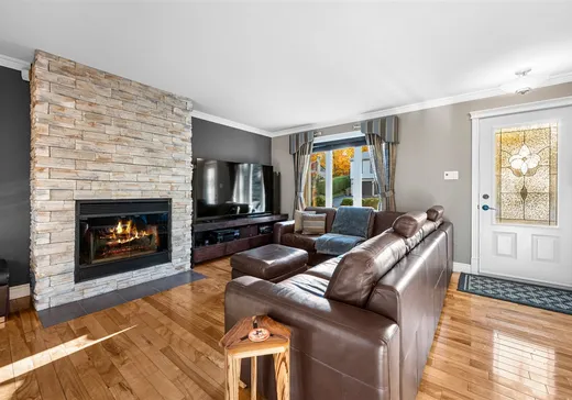 Maison à vendre - 428 Rue Louis-Hébert, Granby, J2H 1K6