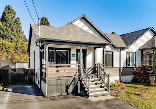 Bungalow à vendre - 413 Rue des Mille-Abeilles, Granby, J2H2T8