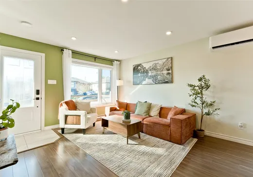 Maison à vendre - 413 Rue des Mille-Abeilles, Granby, J2H 2T8