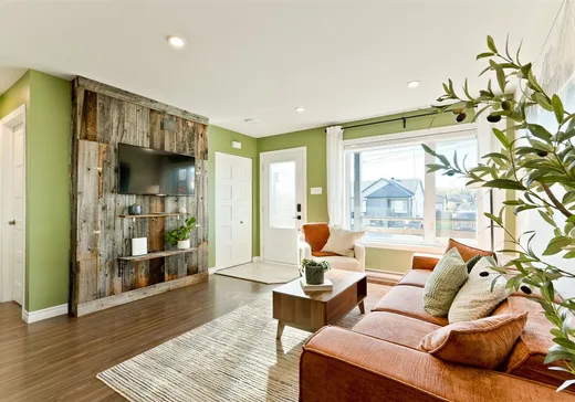 Maison à vendre - 413 Rue des Mille-Abeilles, Granby, J2H 2T8