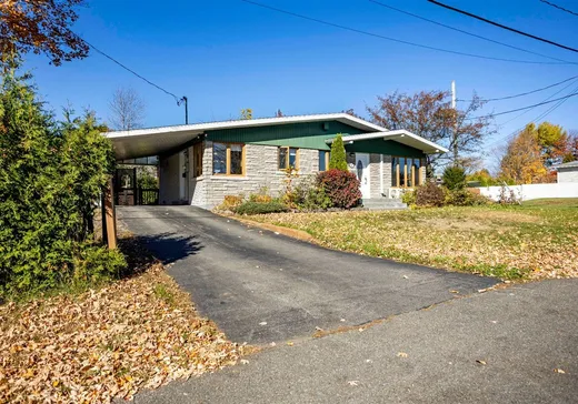 Bungalow à vendre - 51 202e Avenue, St-Mathieu-Du-Parc, G9T3C3