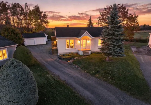 Maison à vendre - 480 Rue du Coudrier, Magog, J1X 5Z1