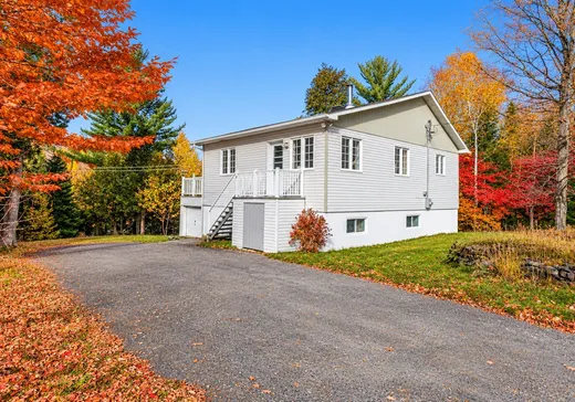 House for sale - 19 Ch. des Érables, Lachute, J8H 0B7
