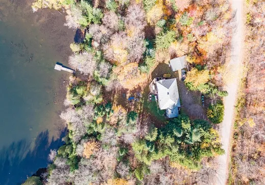 Maison à vendre - 2426-2428 Ch. du Lac-Ovale, Mont-Tremblant, J0T 1J2