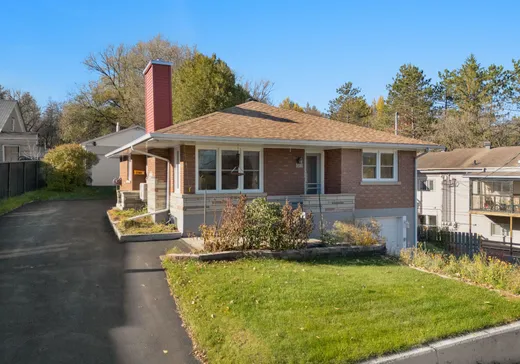 Bungalow à vendre - 5717 Rue Principale, Ascot Corner, J0B1A0