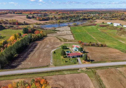 Hobby Farm for sale - 7490 Av. Nicolas-Perrot, Roberval, G8H 3C3