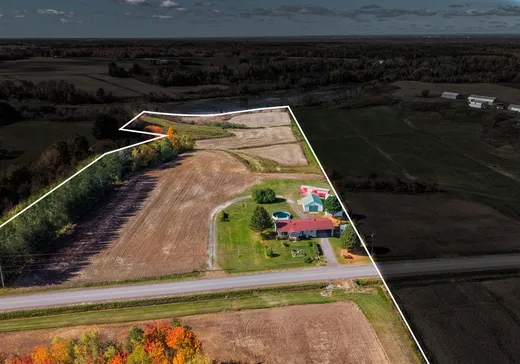 Hobby Farm for sale - 7490 Av. Nicolas-Perrot, Roberval, G8H 3C3