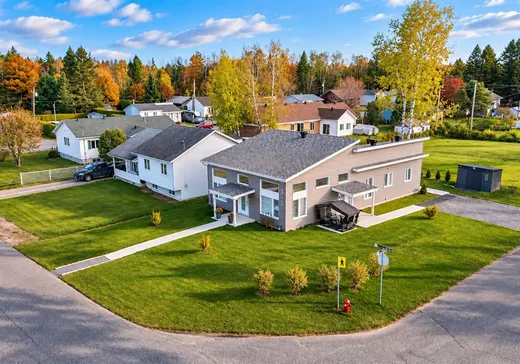 House for sale - 1891 Rue des Lobélies, Grand-Mere, G9T 7B8