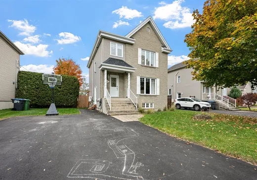 Maison à étages à vendre - 186 Rue Claire, Saint-Jean-sur-Richelieu, J2W3C8