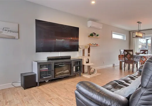 Maison à vendre - 2138 Rue Barton, Sherbrooke, J1L 0H1